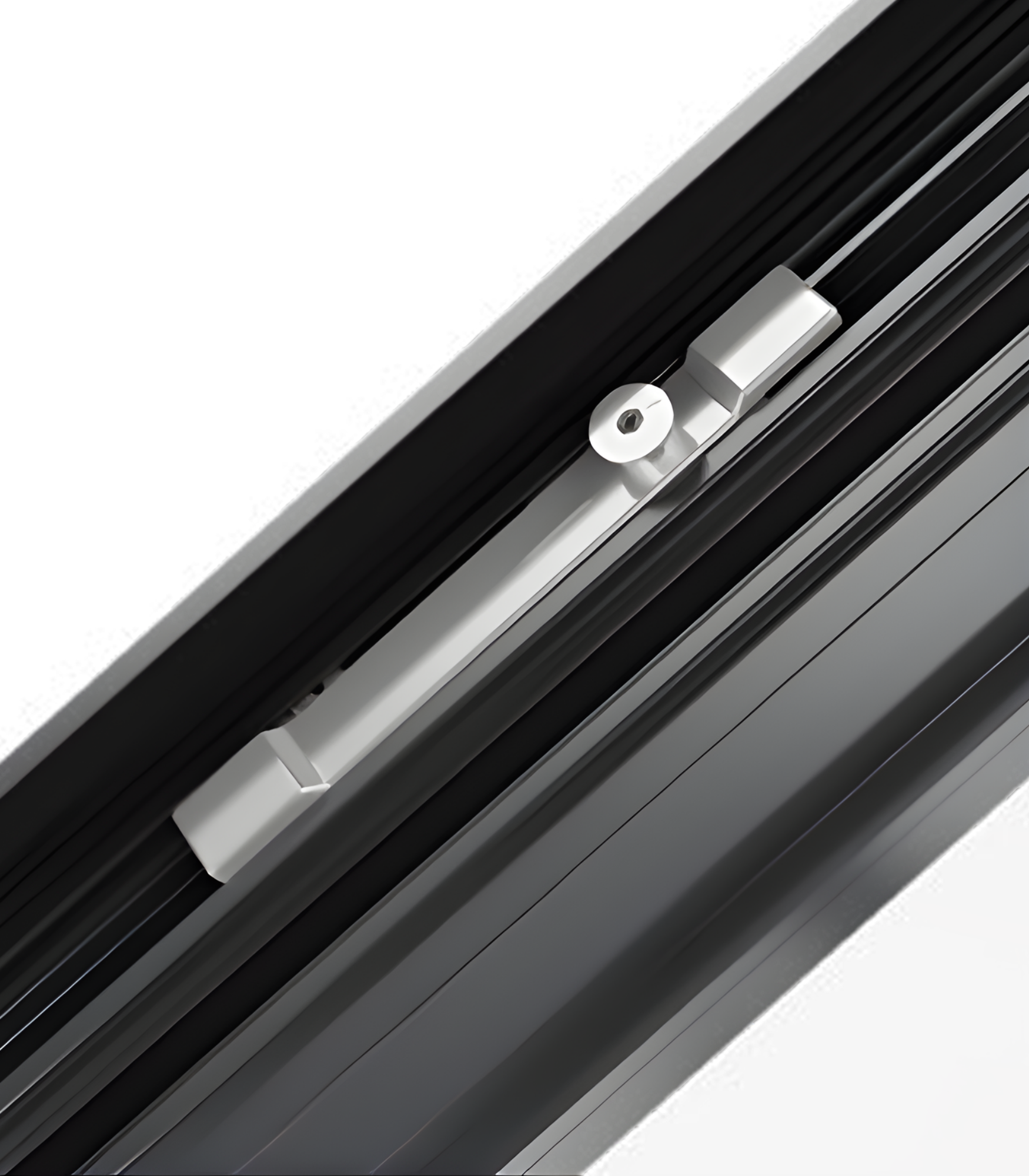 VLX 80 Awning Window in Austin, TX | Hale Windows Austin - detail 4